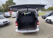 Volkswagen Caravelle Kombi 2,5 l 96 kw
