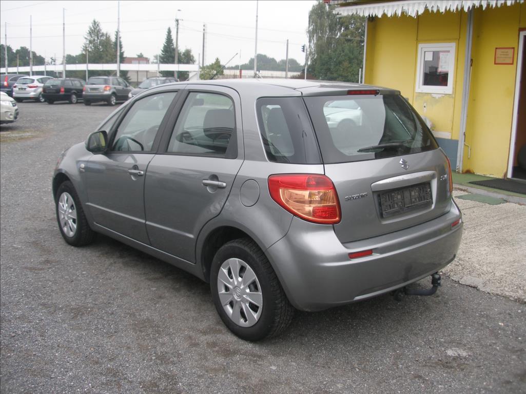 Suzuki SX4