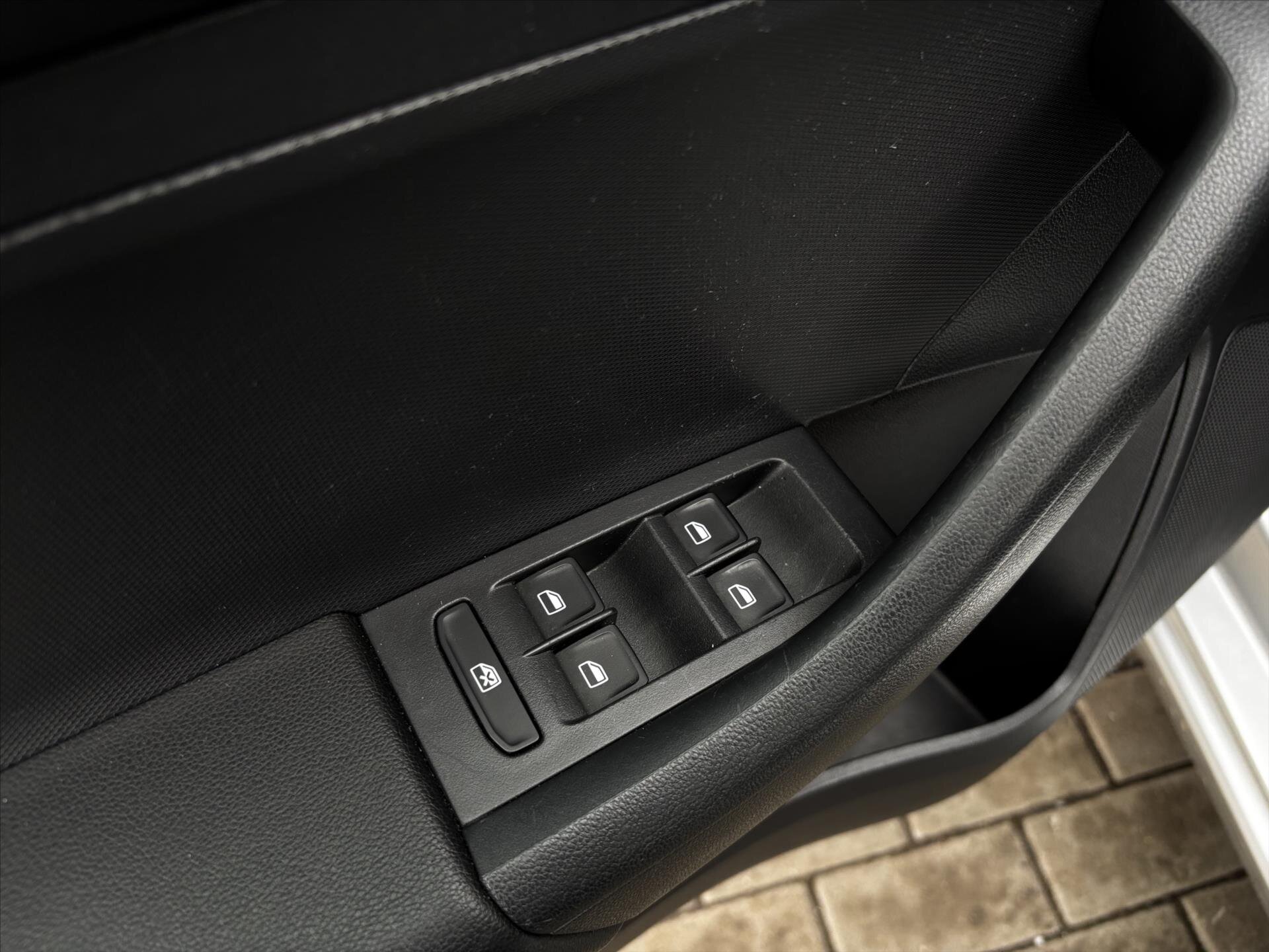 Škoda Rapid Liftback 1,2 l 63 kw