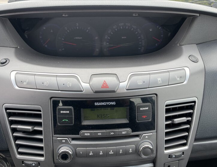 SsangYong Rodius SUV / Terénní 2,0 l 114 kw