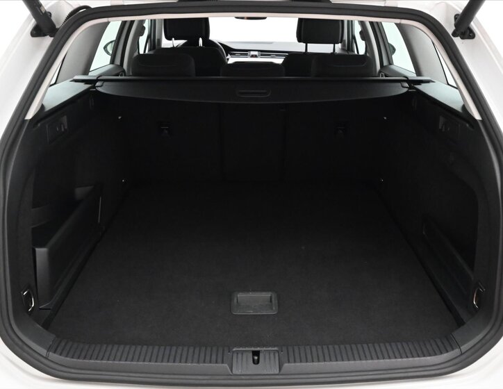 Volkswagen Passat Kombi 1,4 l 115 kw