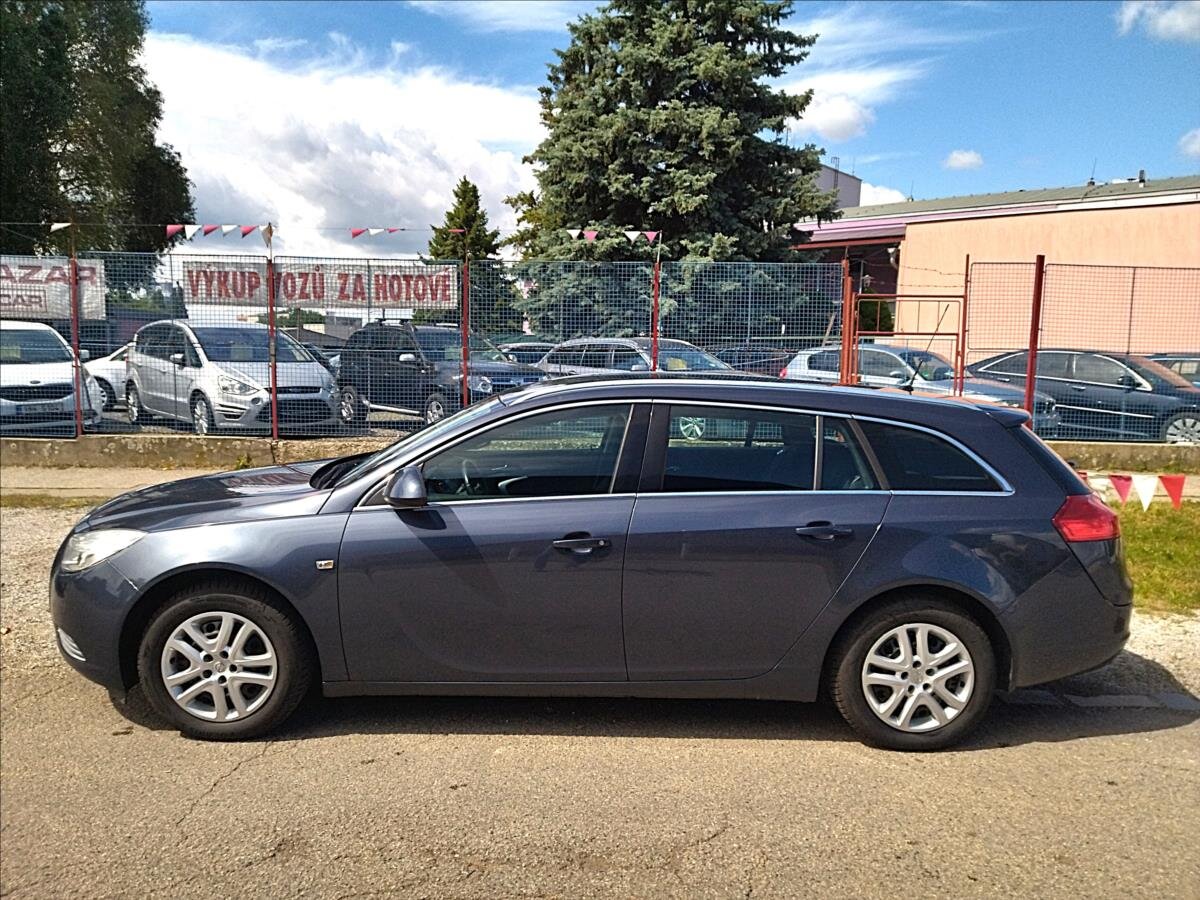 Opel Insignia Kombi 1,8 l 103 kw