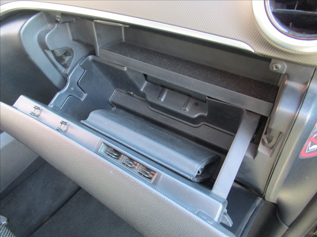 Mercedes-Benz Třídy V Kombi 2,1 l 140 kw