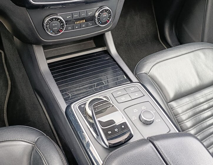 Mercedes-Benz GLS SUV 3,0 l 190 kw