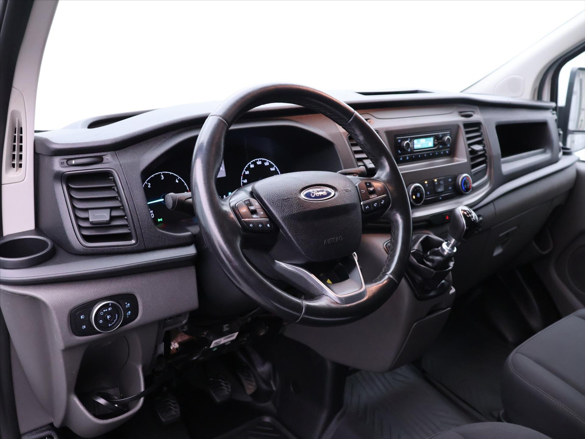 Ford Transit Custom Skříň 2,0 l 77 kw