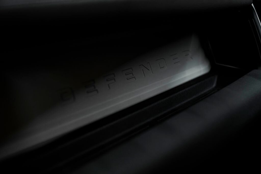 Land Rover Defender SUV / Terénní 3,0 l 294 kw