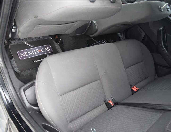 Ford Focus Kombi 998,0 92 kw