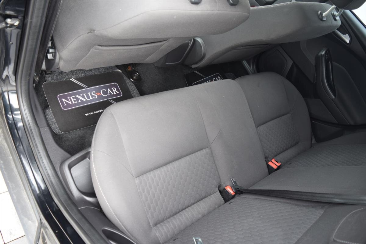 Ford Focus Kombi 998,0 92 kw