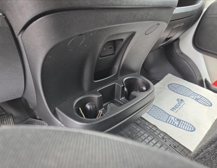 Peugeot Ostatní Ostatní 2,0 l 120 kw