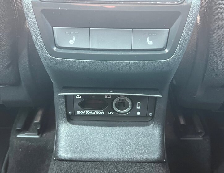 Škoda Karoq SUV 1,5 l 110 kw