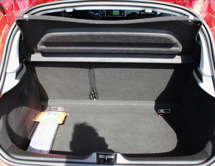 Renault Clio Hatchback 898,0 66 kw