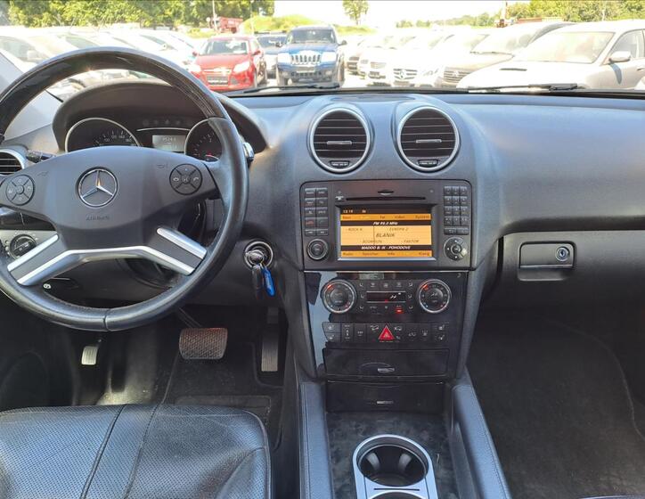 Mercedes-Benz Třídy M 7