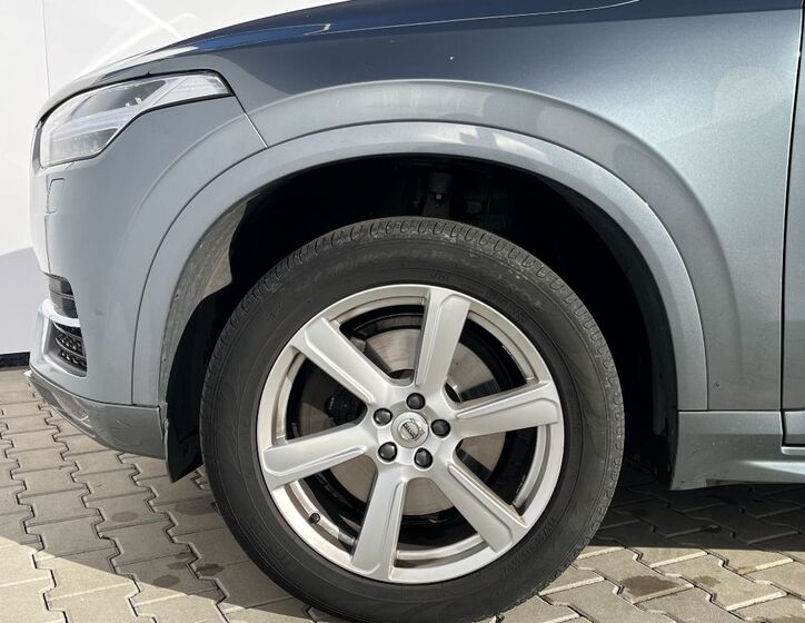 Volvo XC90 34