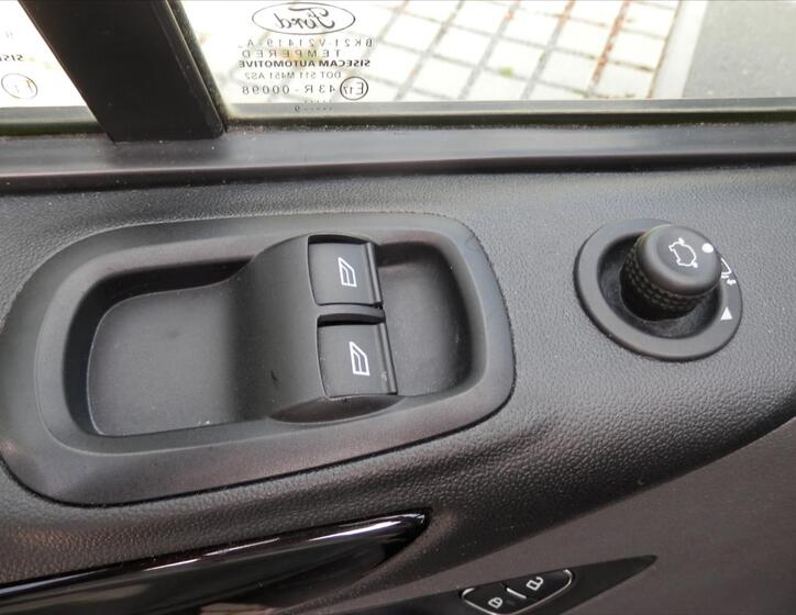 Ford Transit Custom 19