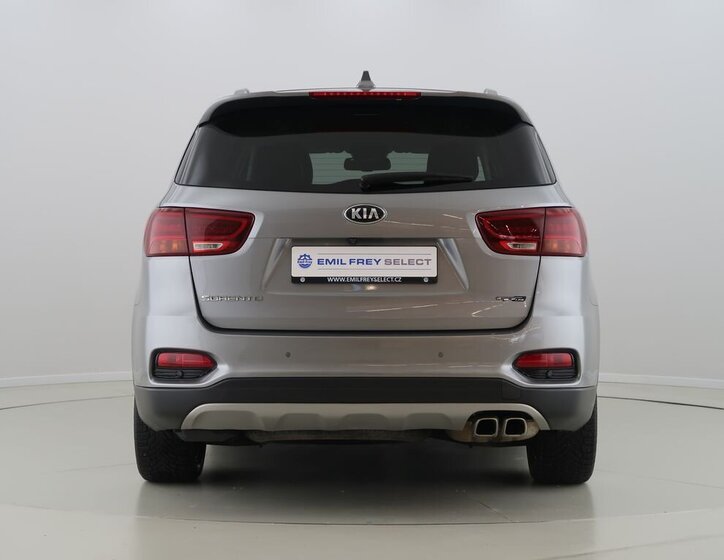 KIA Sorento 6