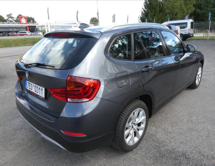 BMW X1 9