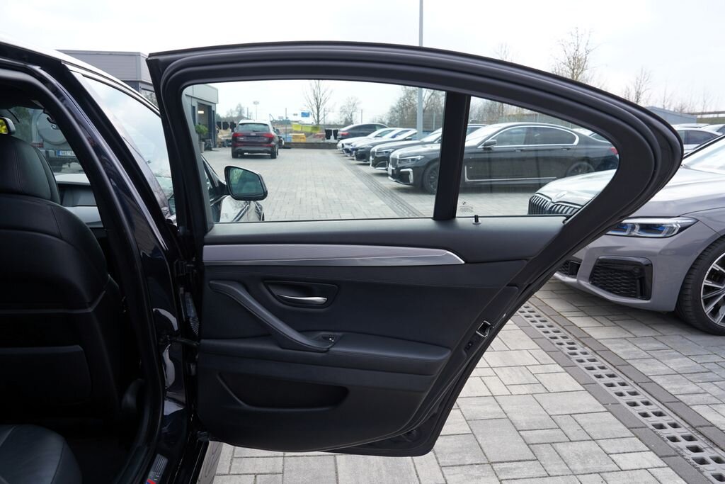 BMW Řada 5 Sedan / Limuzína 3,0 l 190 kw