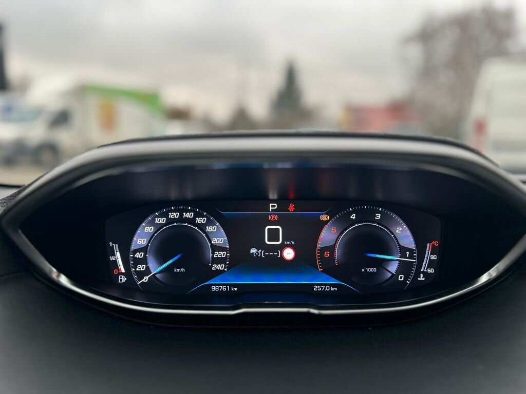 Peugeot 3008 SUV / Terénní 2,0 l 130 kw