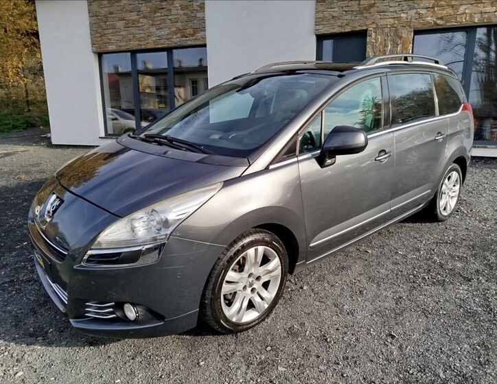 Peugeot 5008 2