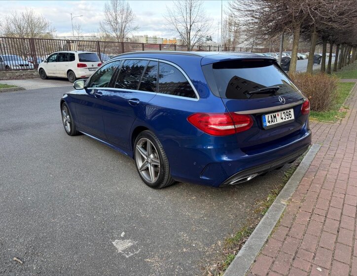 Mercedes-Benz Třídy C Kombi 2,1 l 150 kw