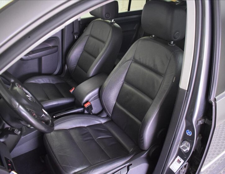 Volkswagen Touran MPV 2,0 l 103 kw