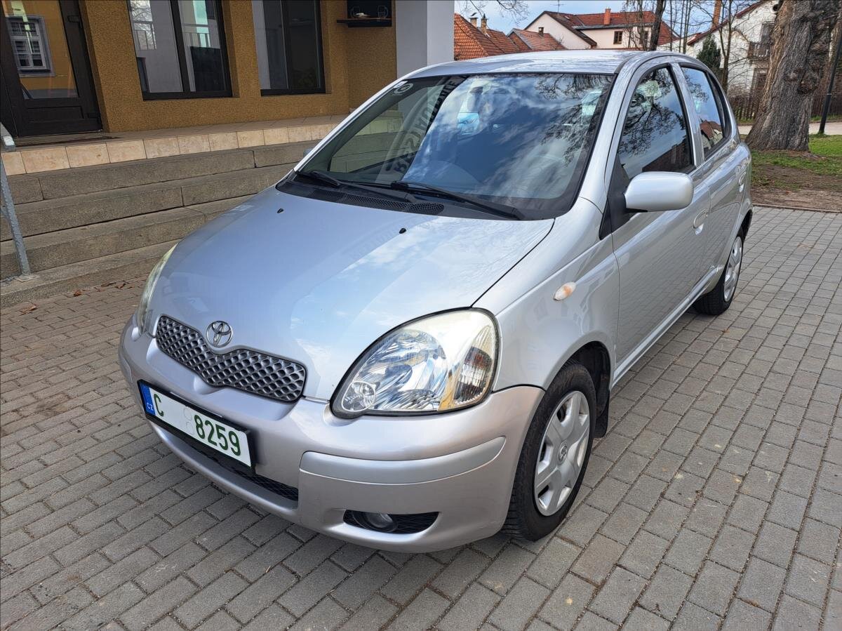 Toyota Yaris Hatchback 1,4 l 55 kw