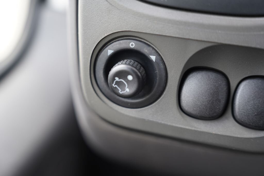 Ford Transit Skříň 2,0 l 73 kw