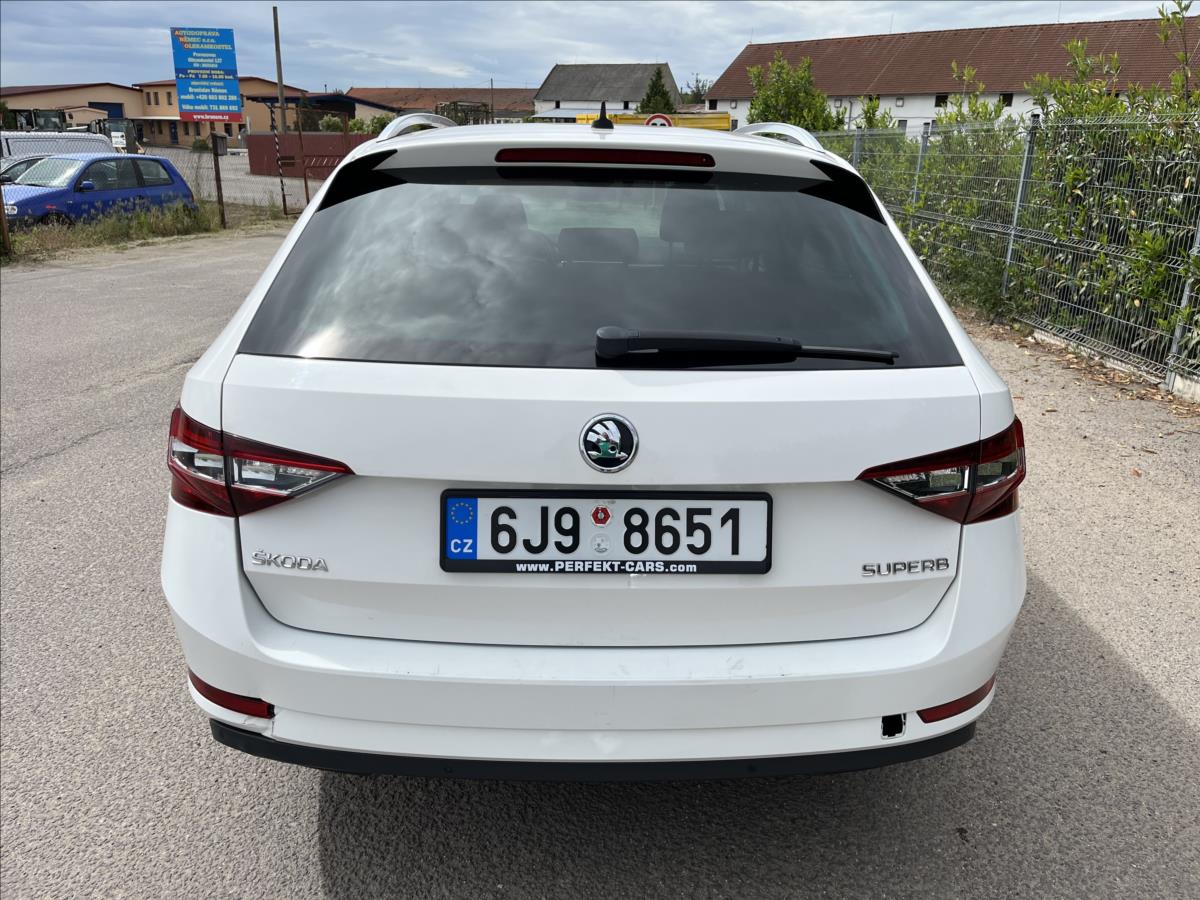 Škoda Superb