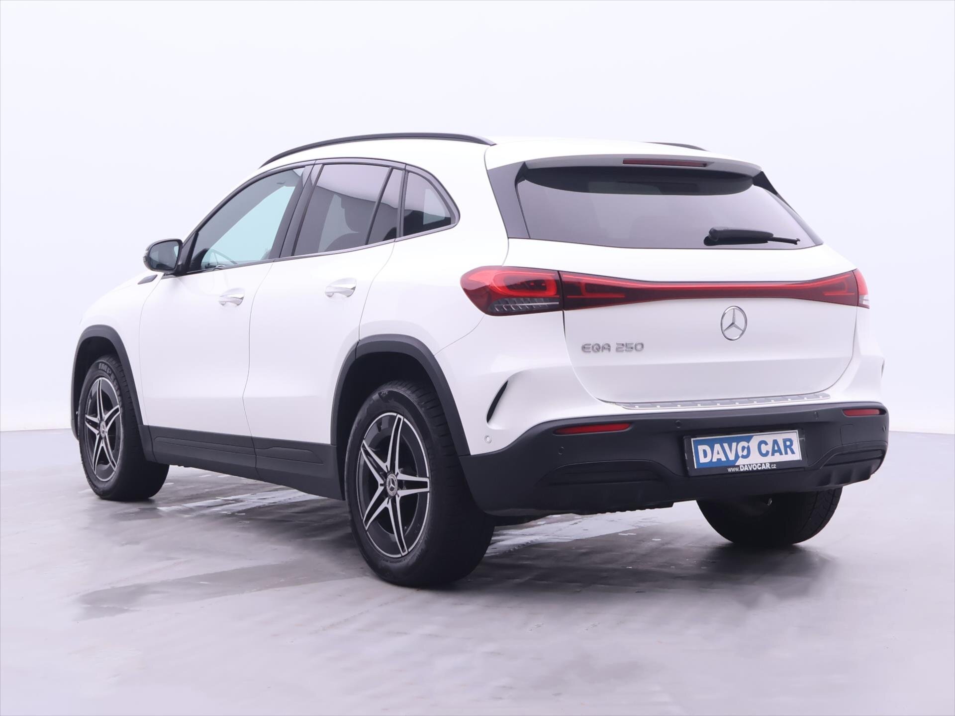 Mercedes-Benz EQA SUV / Terénní 0,0 150 kw
