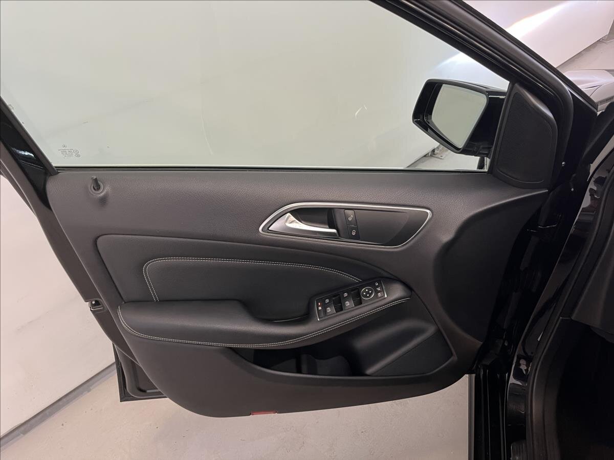 Mercedes-Benz Třídy B Hatchback 1,8 l 100 kw