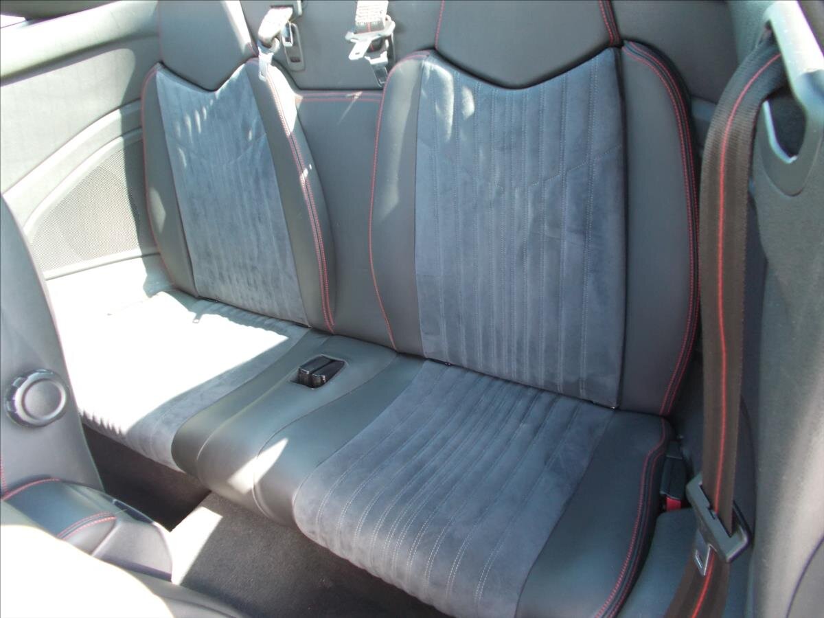 Peugeot RCZ Kupé 1,6 l 147 kw