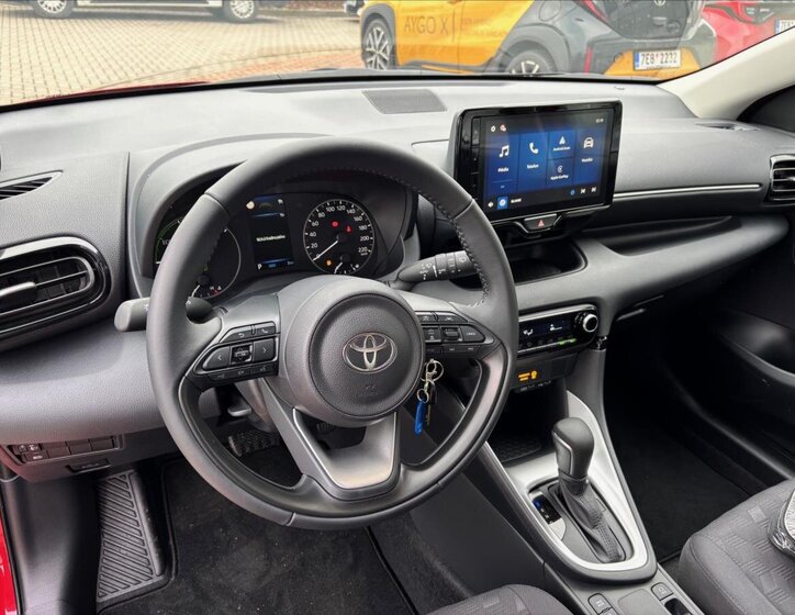 Toyota Yaris Hatchback 1,5 l 68 kw