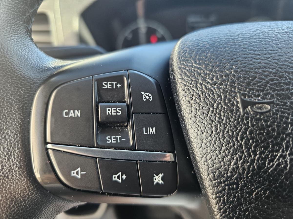 Ford Transit Custom Kombi 2,0 l 96 kw