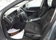 Volvo XC60 SUV 2,4 l 120 kw