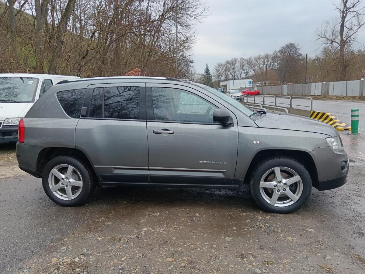 Jeep Compass Kombi 2,1 l 100 kw