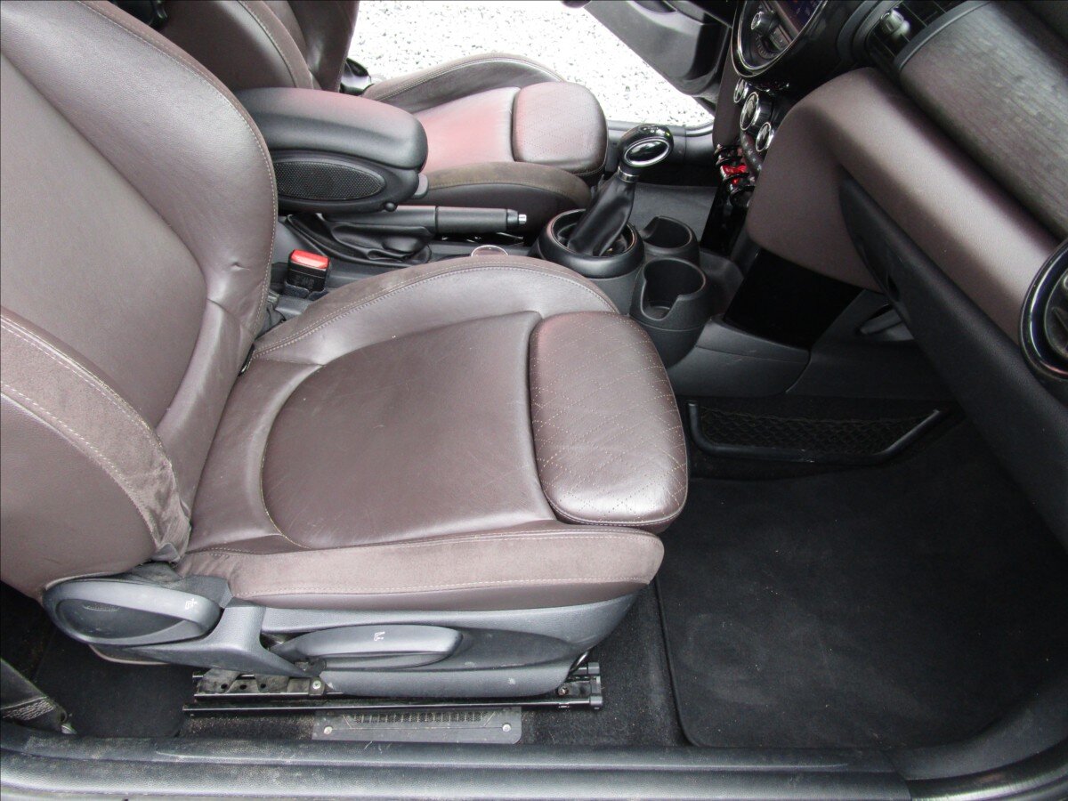 Mini Cooper Hatchback 1,5 l 85 kw