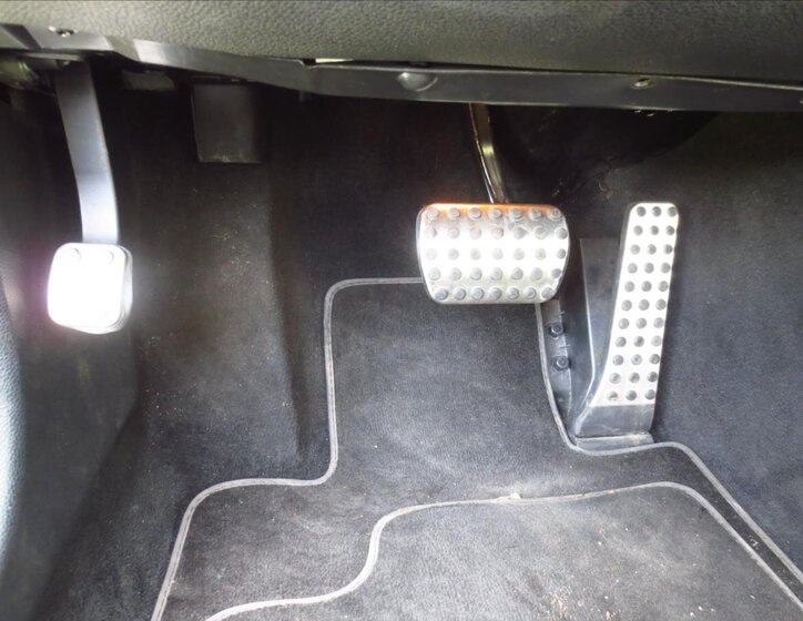 Mercedes-Benz Třídy C Kombi 6,2 l 336 kw