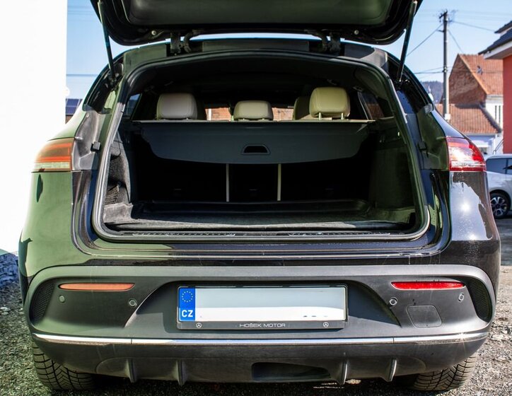 Mercedes-Benz EQC SUV 0,0 300 kw