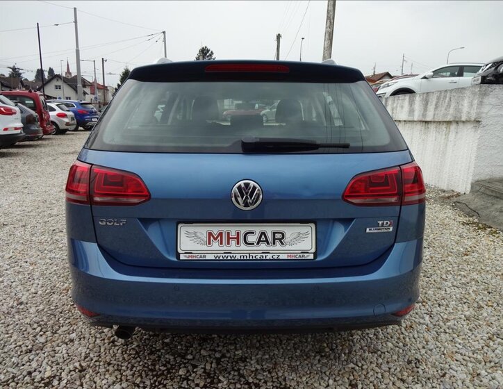 Volkswagen Golf Kombi 1,6 l 77 kw