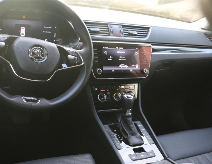 Škoda Superb Kombi 2,0 l 147 kw