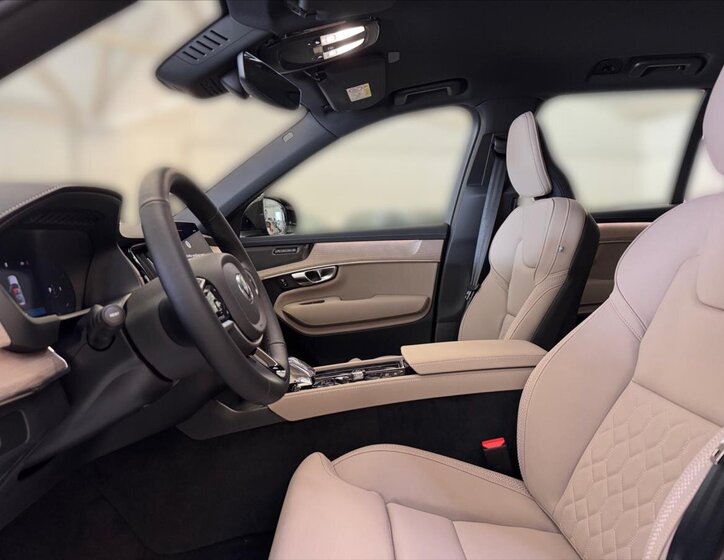 Volvo XC90 SUV 2,0 l 184 kw