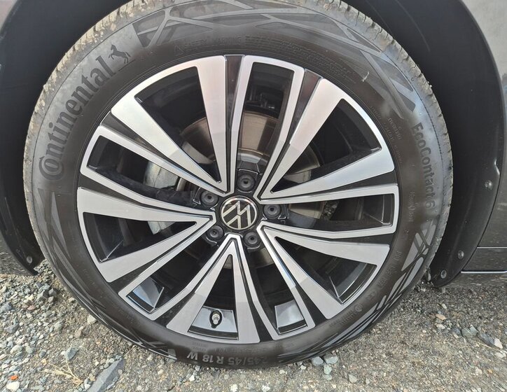 Volkswagen Arteon Sedan 2,0 l 110 kw