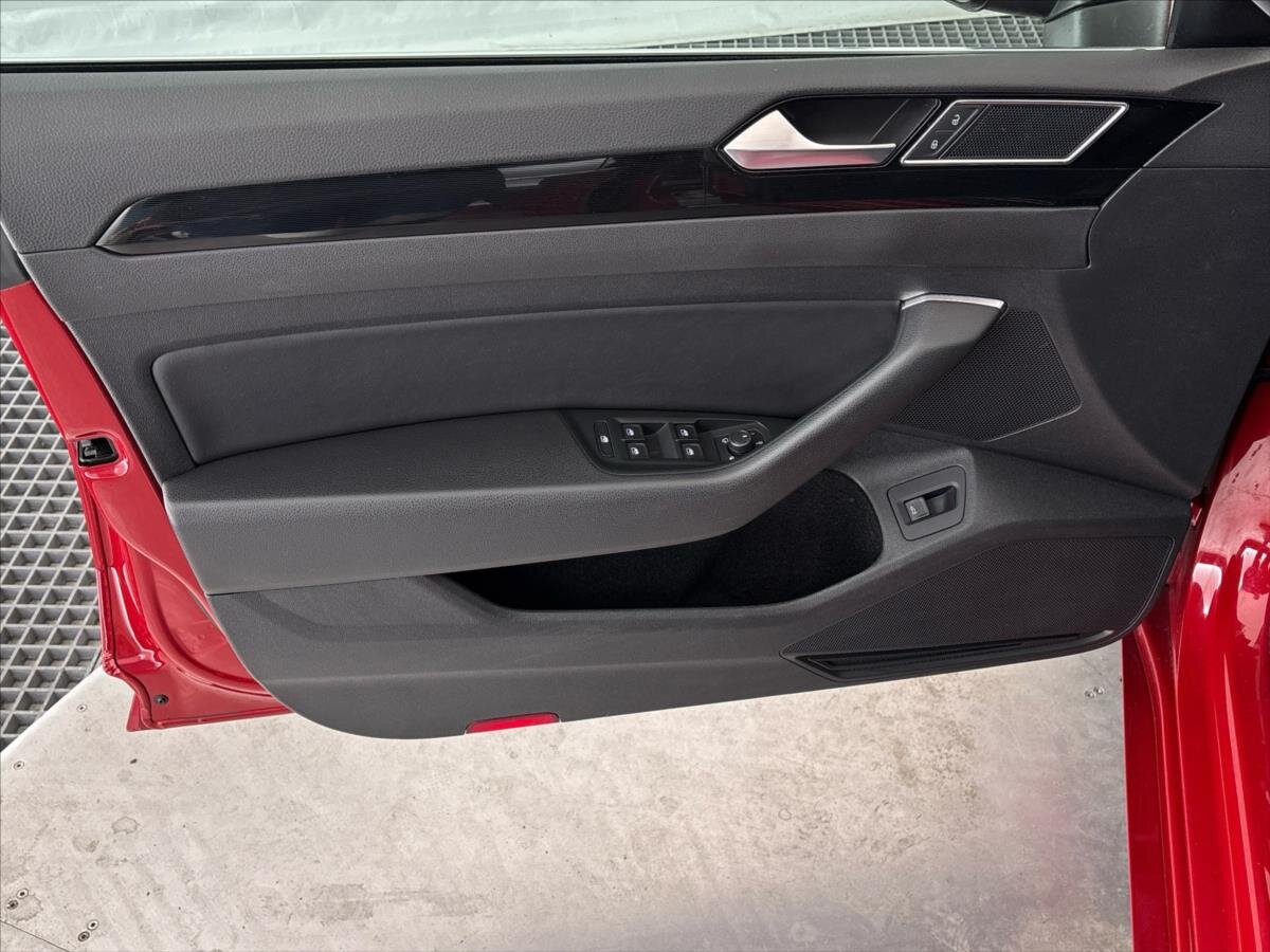 Volkswagen Arteon Liftback 2,0 l 110 kw