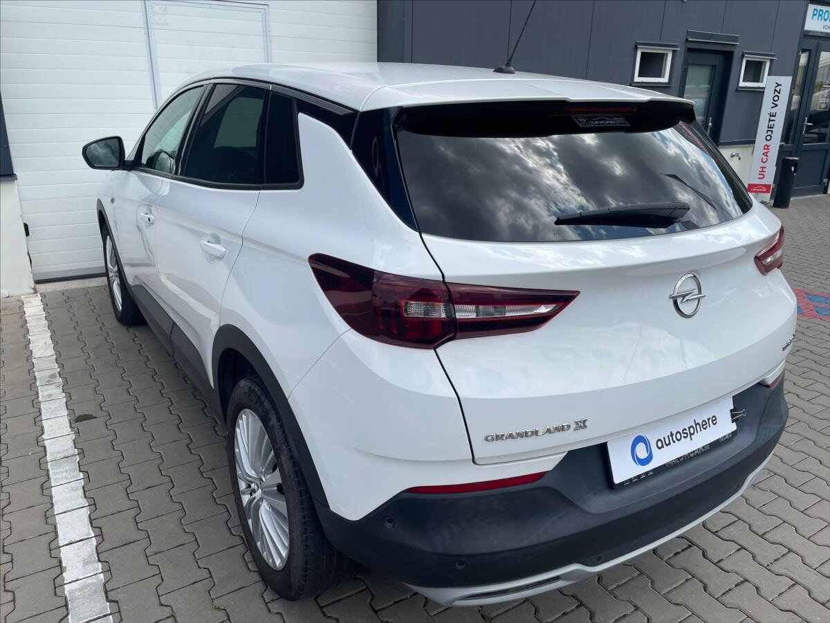 Opel Grandland X SUV / Terénní 2,0 l 130 kw