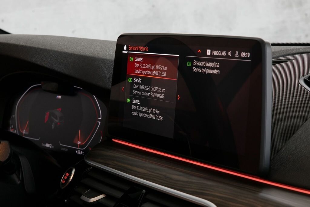 BMW Řada 5 Kombi 3,0 l 245 kw