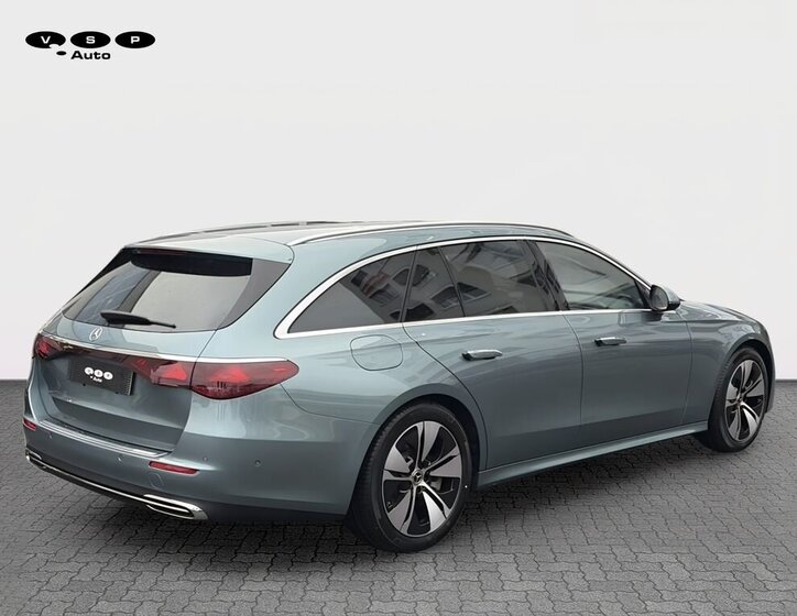 Mercedes-Benz Třídy E 5