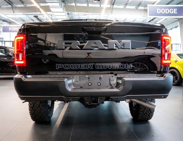 Dodge RAM 4