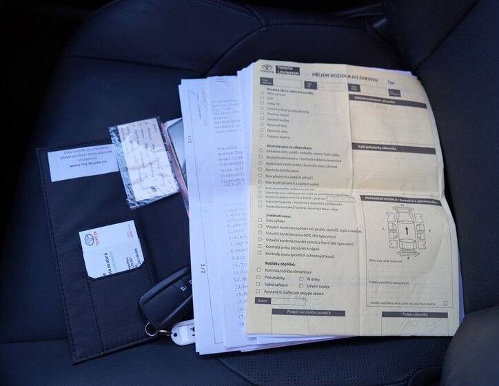 Toyota C-HR Hatchback 1,8 l 125 kw