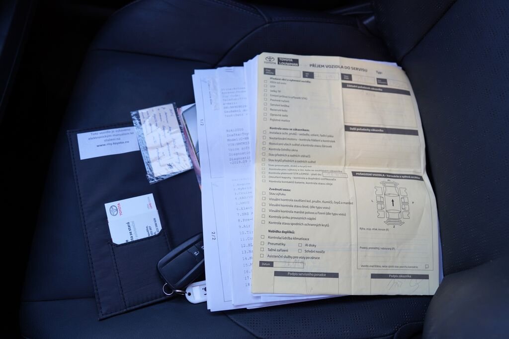 Toyota C-HR Hatchback 1,8 l 125 kw