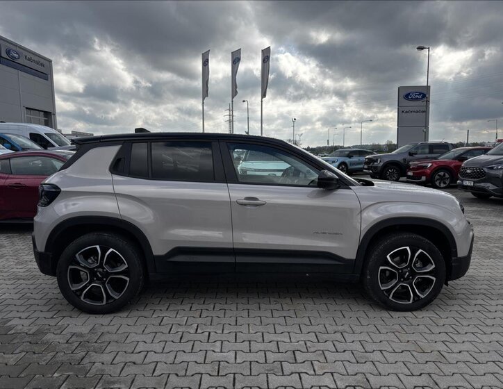 Jeep Avenger SUV / Terénní 1,2 l 74 kw